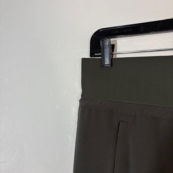 Athleta Pants Womens 6 Olive Green Cargo Jogger Sutton Stretch Cuffed Pockets - Picture 2 of 9